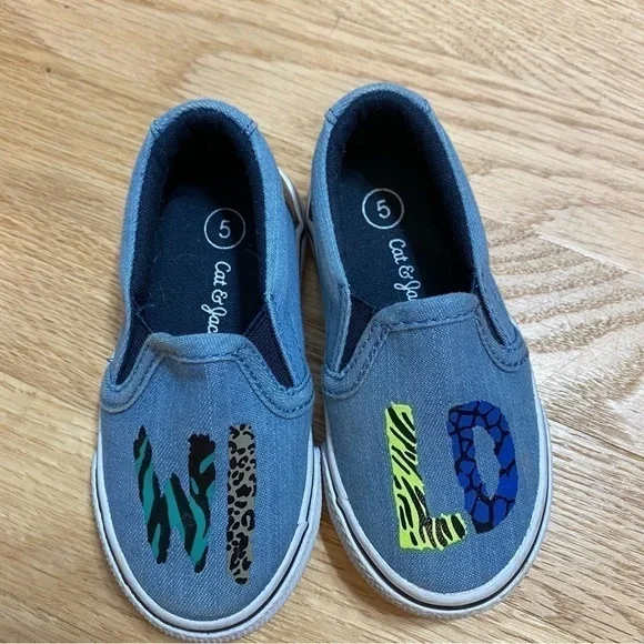 Cat & Jack Wild Slip On Shoes Sz 5 Sneakers Blue Denim Animal Print Zebra - Picture 3 of 7